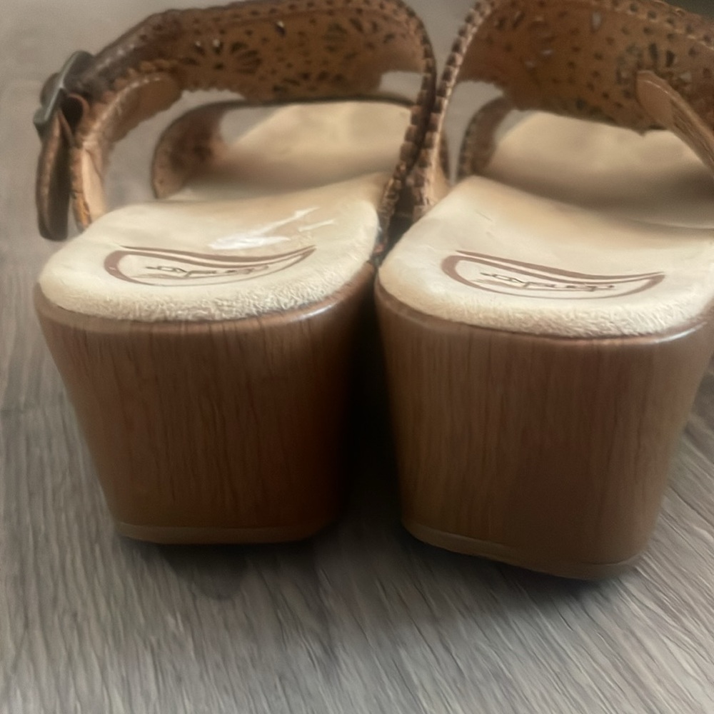 Dansko Saphire Brown Leather Sandals Size 39 US 8.5/9 - Picture 7 of 11